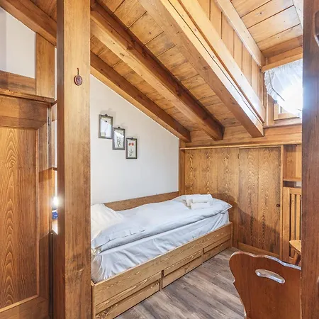 Casa Funivia 2, With Panoramic Balcony Cortina dʼAmpezzo